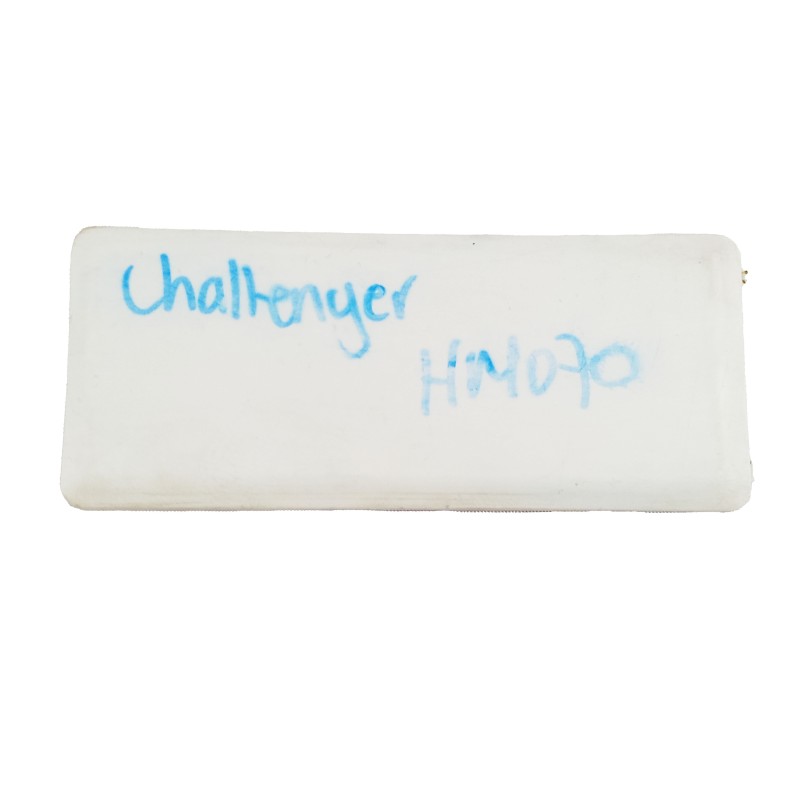 PLACA PROTECTORA CHALLENGER 5.5 cm x 13 cm